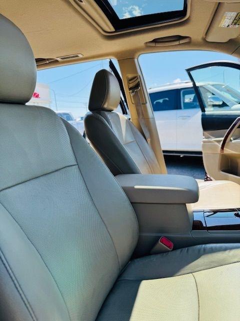 Toyota Highlander 4WD 4dr V6 Limited (Natl) 2012