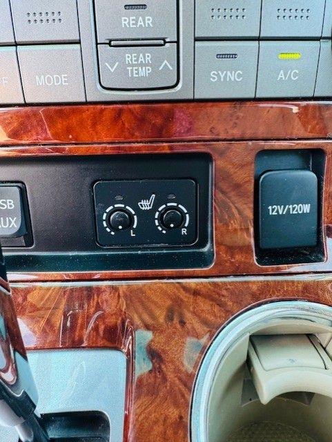 Toyota Highlander 4WD 4dr V6 Limited (Natl) 2012