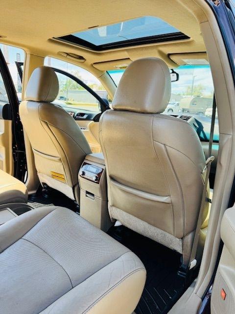 Toyota Highlander 4WD 4dr V6 Limited (Natl) 2012