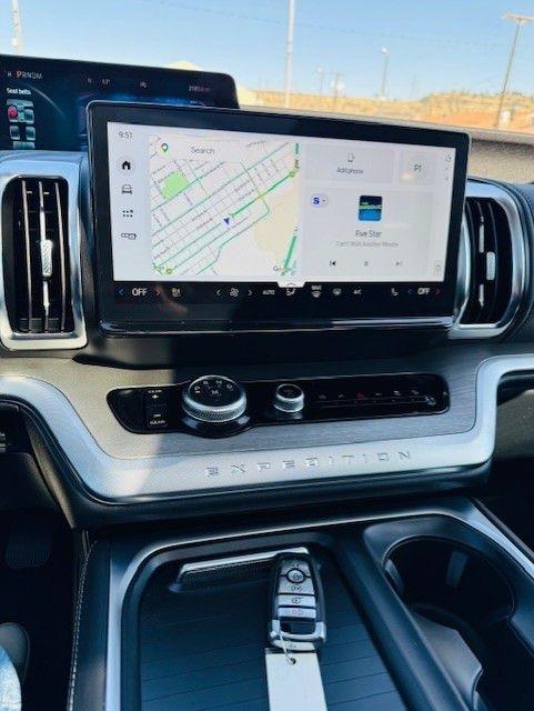 Ford Expedition Max Platinum 4x4 2025