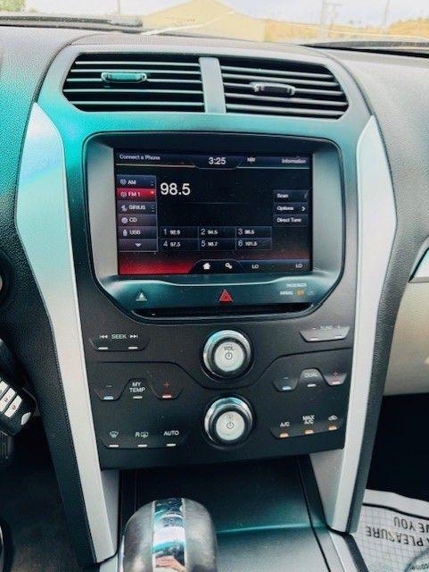 Ford Explorer 4WD 4dr XLT 2010