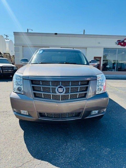 Cadillac Escalade AWD 4dr Premium 2013