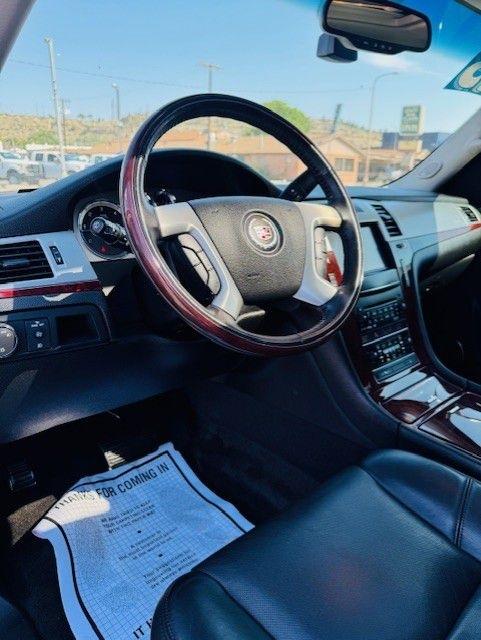 Cadillac Escalade AWD 4dr Premium 2013