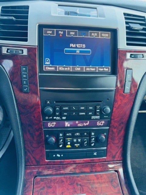 Cadillac Escalade AWD 4dr Premium 2013