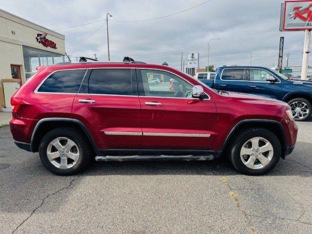 Jeep Grand Cherokee 4WD 4dr Overland 2013