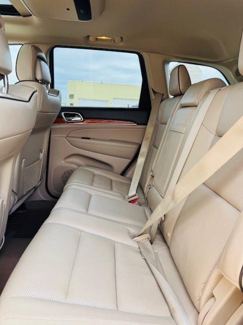 Jeep Grand Cherokee 4WD 4dr Overland 2013
