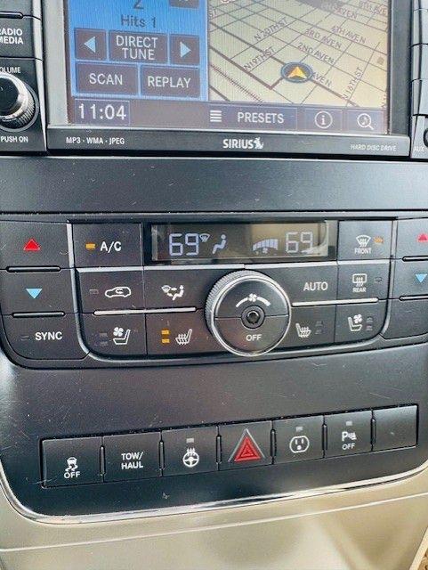 Jeep Grand Cherokee 4WD 4dr Overland 2013