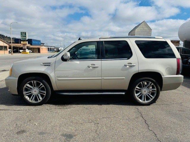 2013 Cadillac Escalade AWD 4dr Base