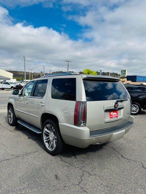 Cadillac Escalade AWD 4dr Base 2013