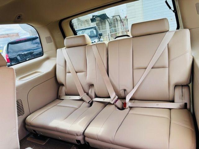 Cadillac Escalade AWD 4dr Base 2013