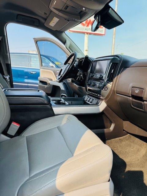 Chevrolet Silverado 2500HD Built After Aug 14 4WD Crew Cab 153.7" LTZ 2015