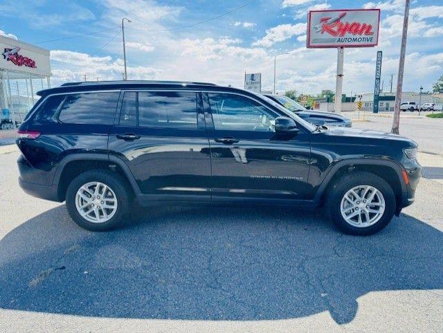 Jeep Grand Cherokee L Laredo 4x4 2023