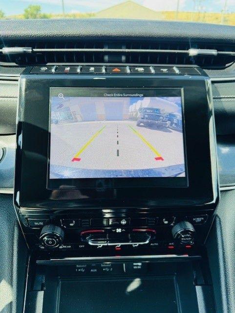 Jeep Grand Cherokee L Laredo 4x4 2023