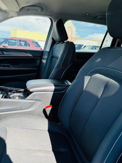 Jeep Grand Cherokee L Laredo 4x4 2023