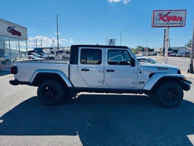 Jeep Gladiator Willys 4x4 2022