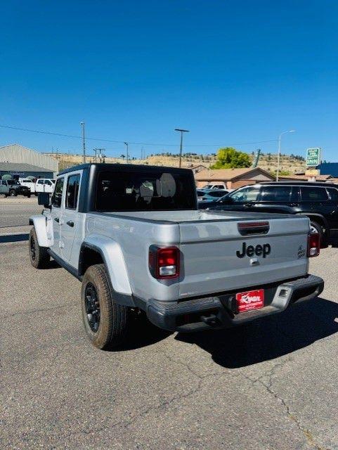 Jeep Gladiator Willys 4x4 2022