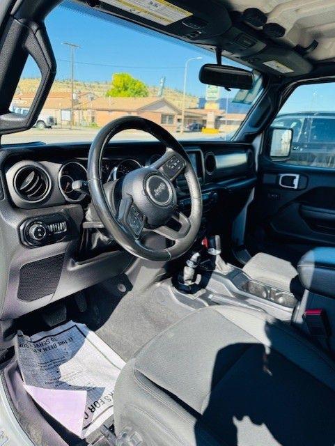 Jeep Gladiator Willys 4x4 2022