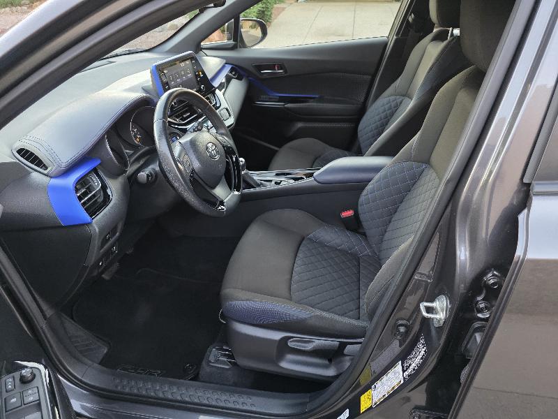 Toyota C-HR XLE 2021