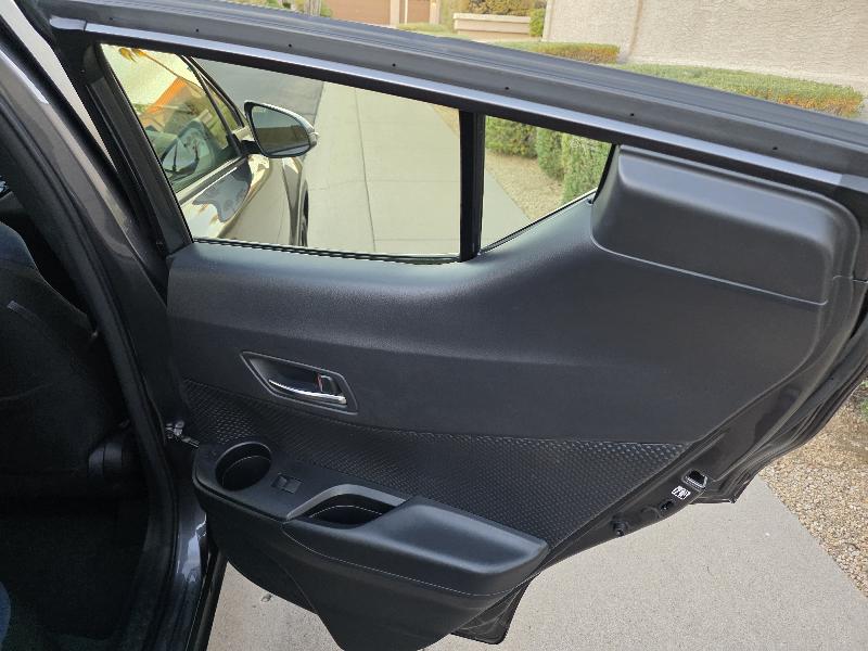 Toyota C-HR XLE 2021