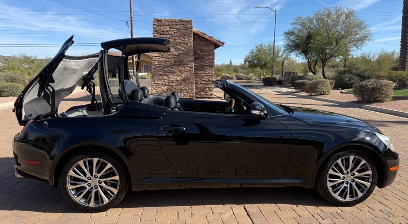 Lexus SC 430 Convertible 2010