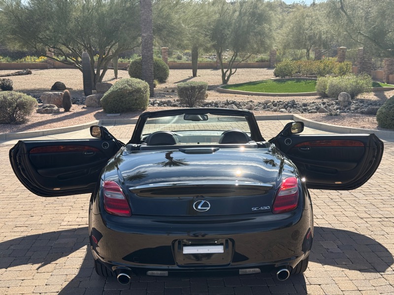 Lexus SC 430 Convertible 2010