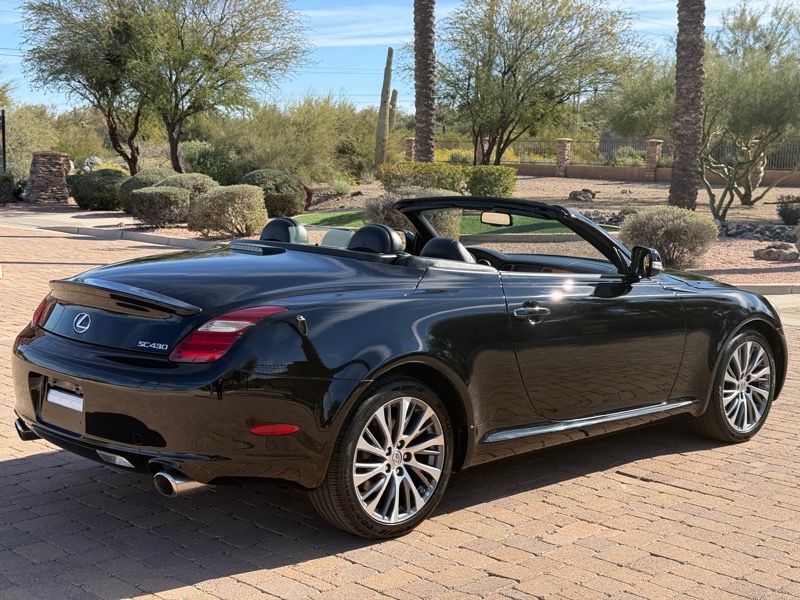 Lexus SC 430 Convertible 2010