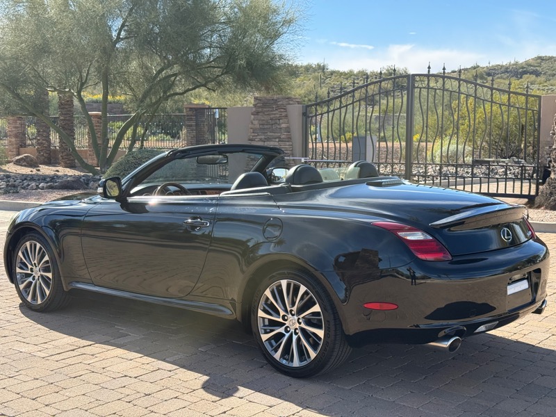 Lexus SC 430 Convertible 2010