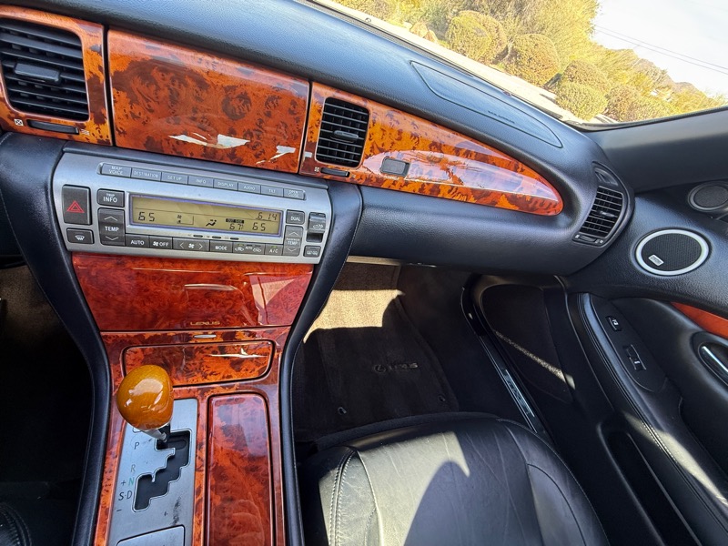 Lexus SC 430 Convertible 2010