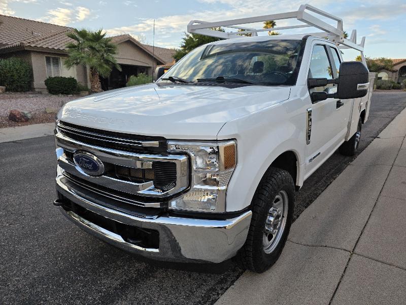 Ford F-350 SD XLT SuperCab Long Bed 2WD 2022