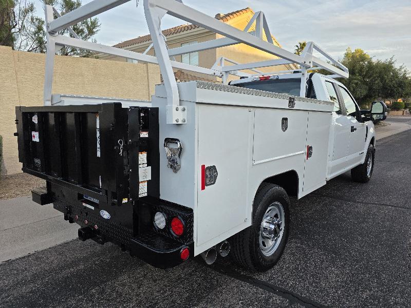 Ford F-350 SD XLT SuperCab Long Bed 2WD 2022