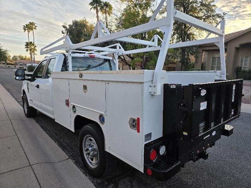 Ford F-350 SD XLT SuperCab Long Bed 2WD 2022