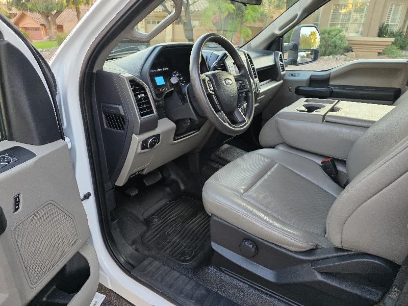 Ford F-350 SD XLT SuperCab Long Bed 2WD 2022