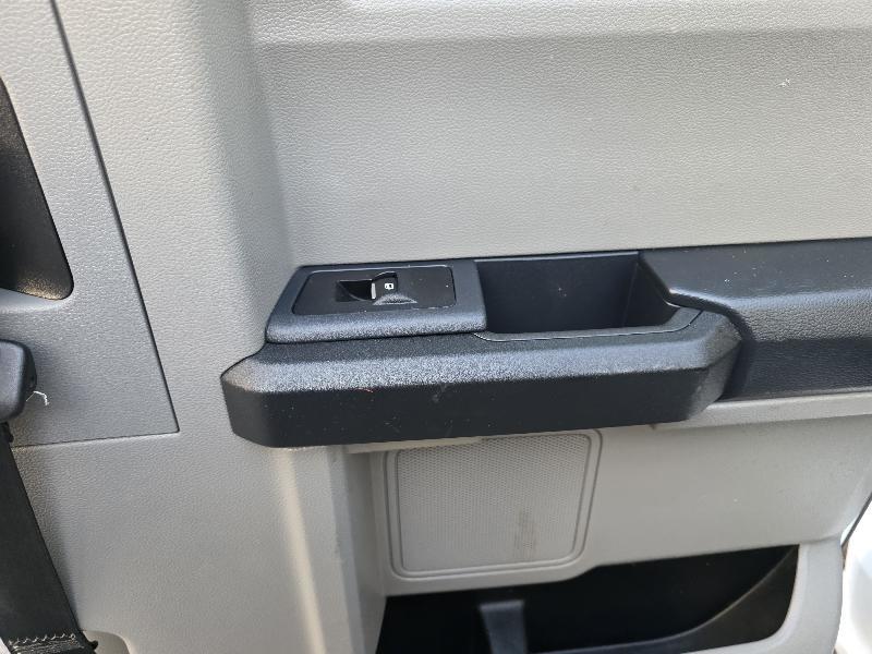 Ford F-350 SD XLT SuperCab Long Bed 2WD 2022