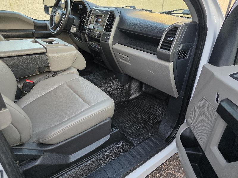 Ford F-350 SD XLT SuperCab Long Bed 2WD 2022