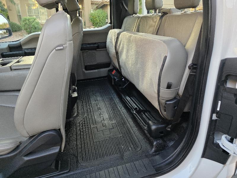 Ford F-350 SD XLT SuperCab Long Bed 2WD 2022