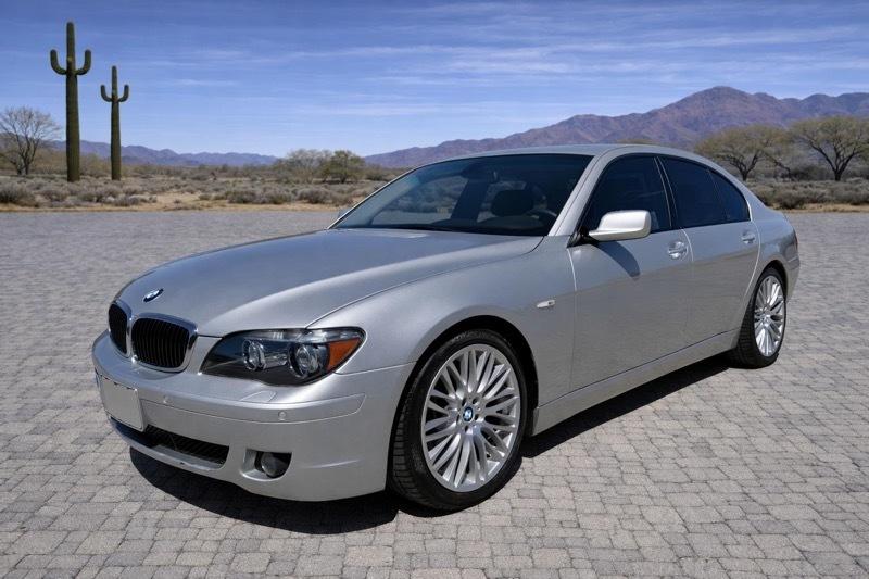 BMW 7-Series 750i 2008
