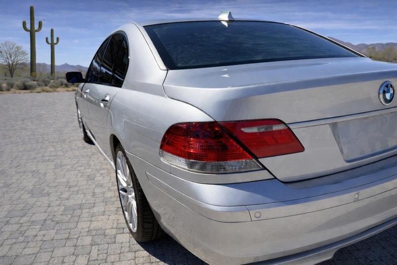 BMW 7-Series 750i 2008