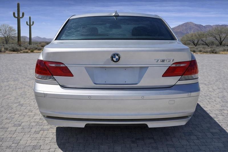 BMW 7-Series 750i 2008