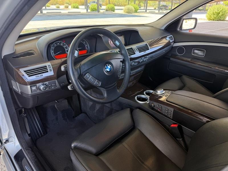 BMW 7-Series 750i 2008