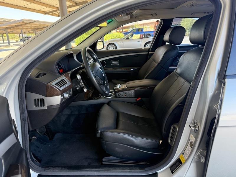 BMW 7-Series 750i 2008