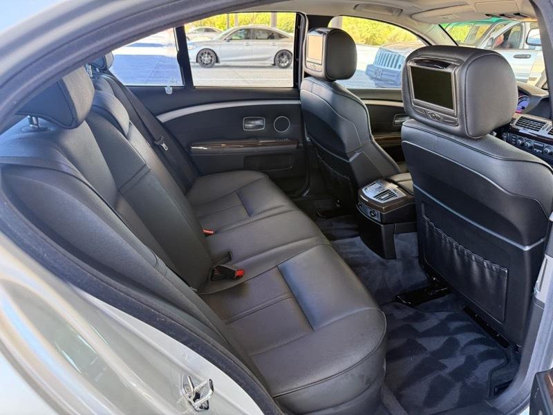 BMW 7-Series 750i 2008