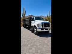 2022 Ford F-650 