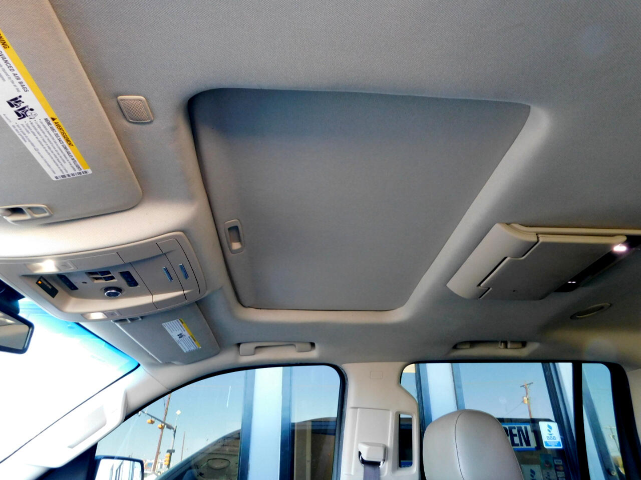 Chevrolet Suburban 2WD 4dr 1500 Premier 2018