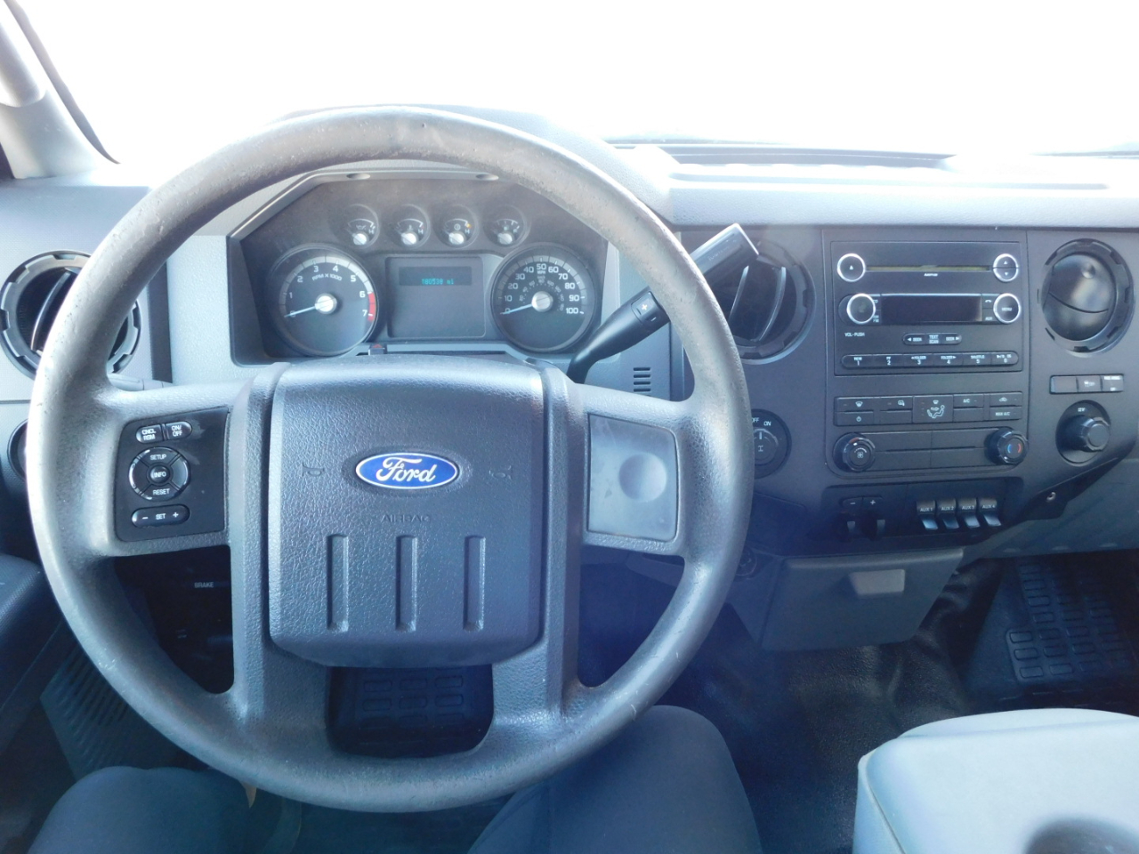 Ford Super Duty F-250 SRW XL 2WD SuperCab 8' Box 2011