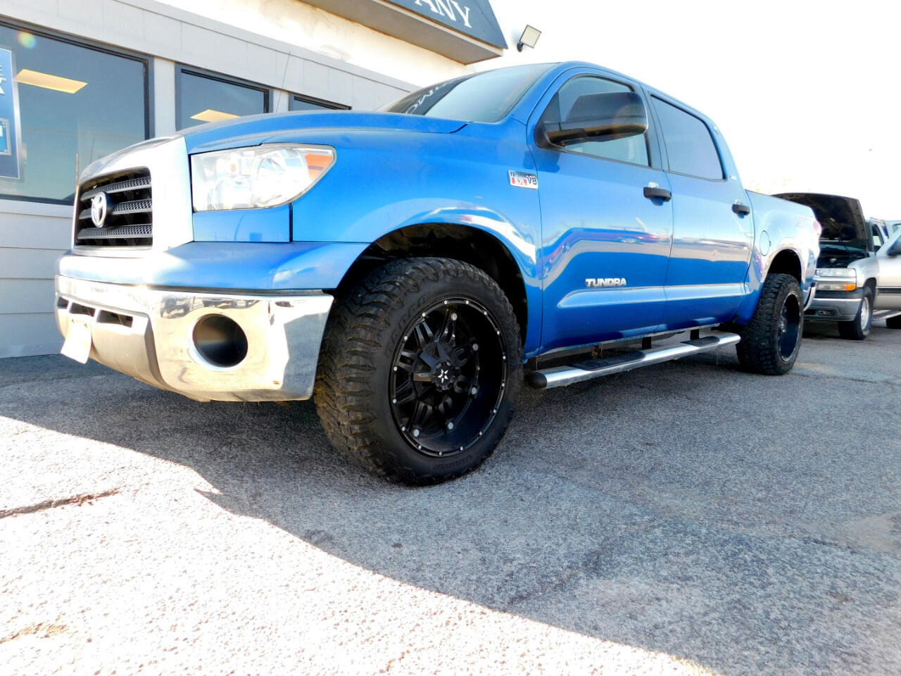 Toyota Tundra 2WD CrewMax 145.7" 5.7L SR5 (Natl) 2007