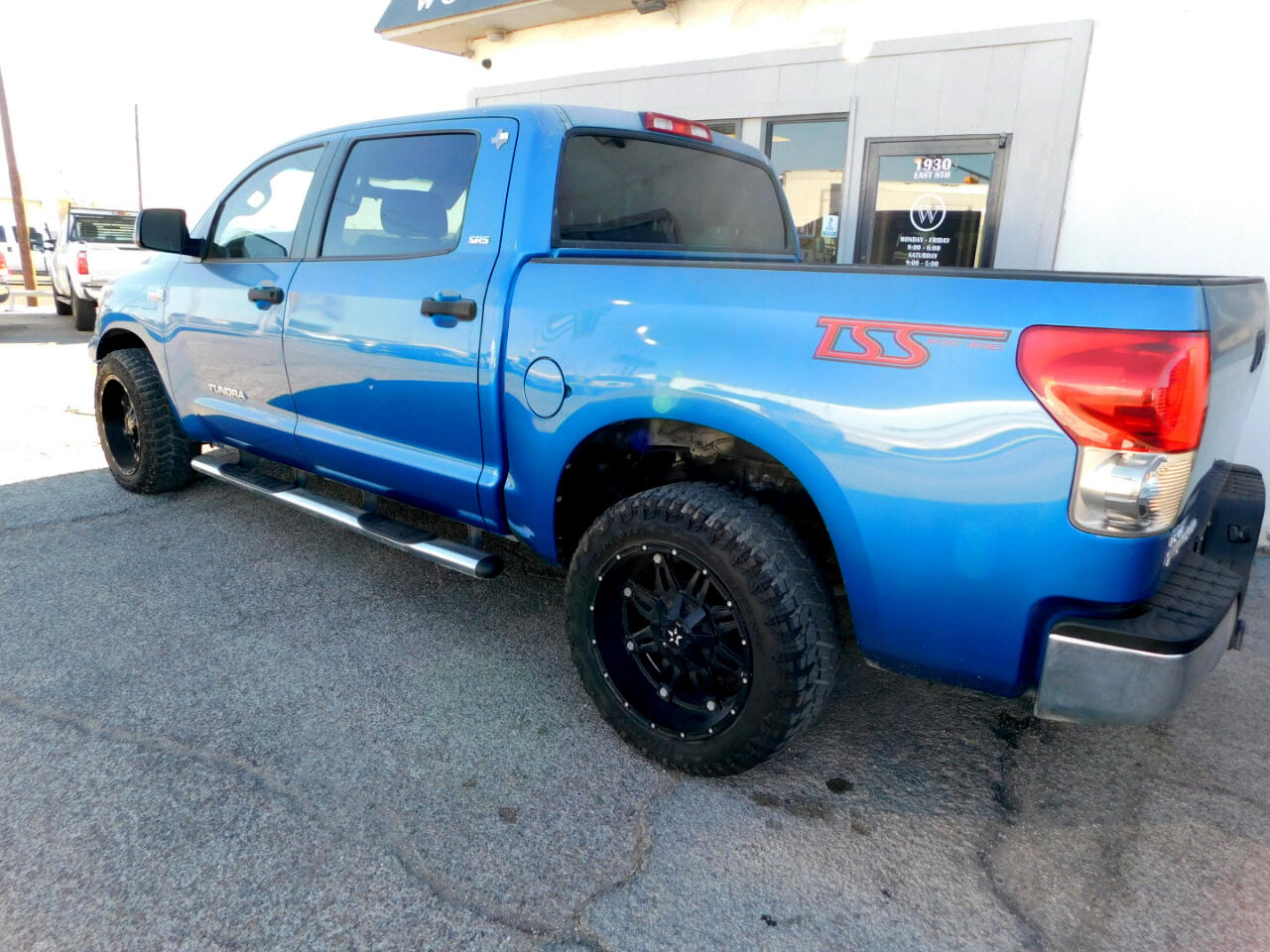 Toyota Tundra 2WD CrewMax 145.7" 5.7L SR5 (Natl) 2007