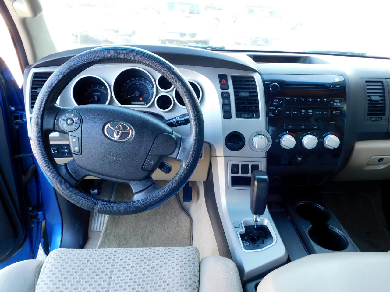 Toyota Tundra 2WD CrewMax 145.7" 5.7L SR5 (Natl) 2007