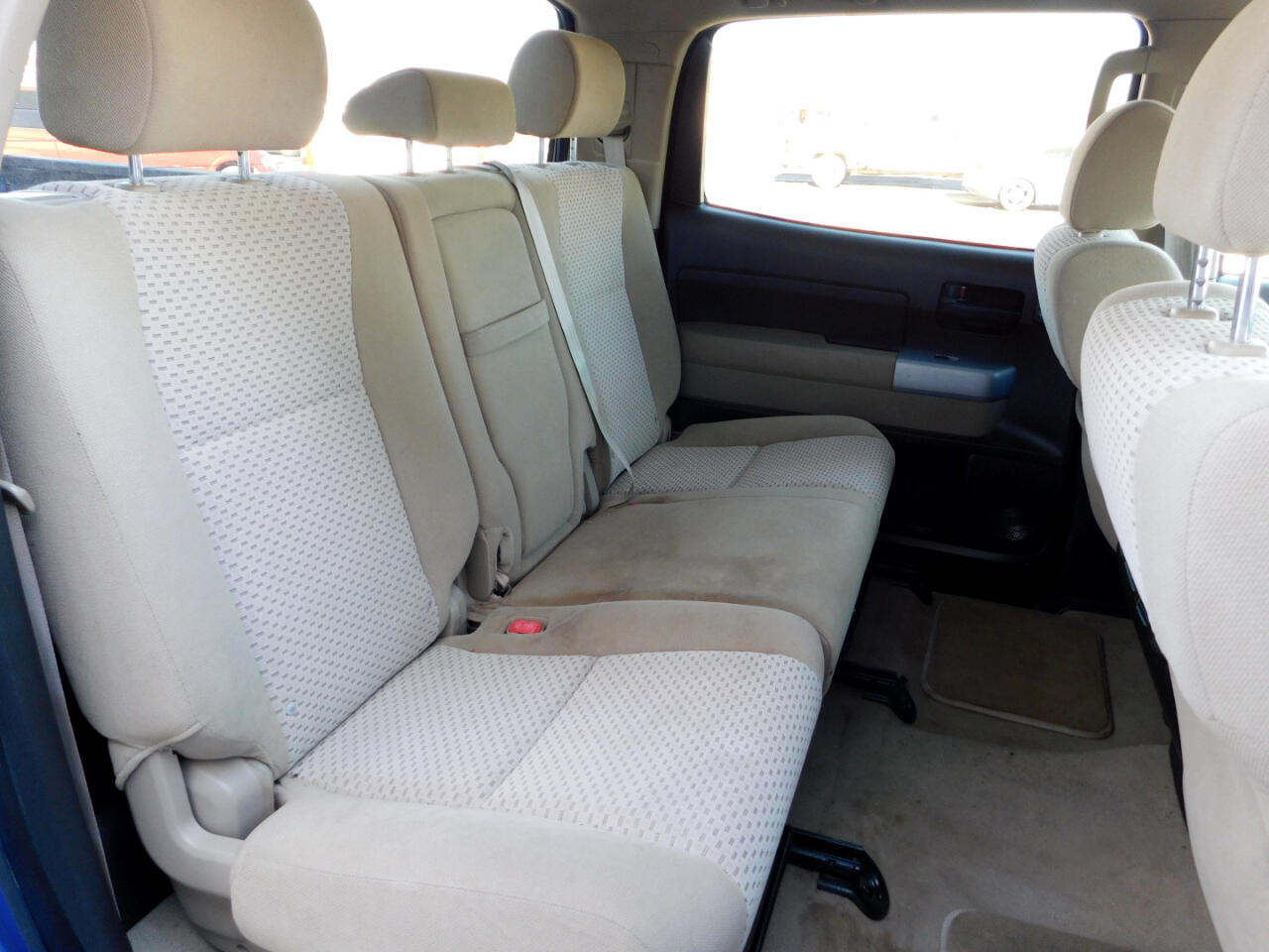 Toyota Tundra 2WD CrewMax 145.7" 5.7L SR5 (Natl) 2007