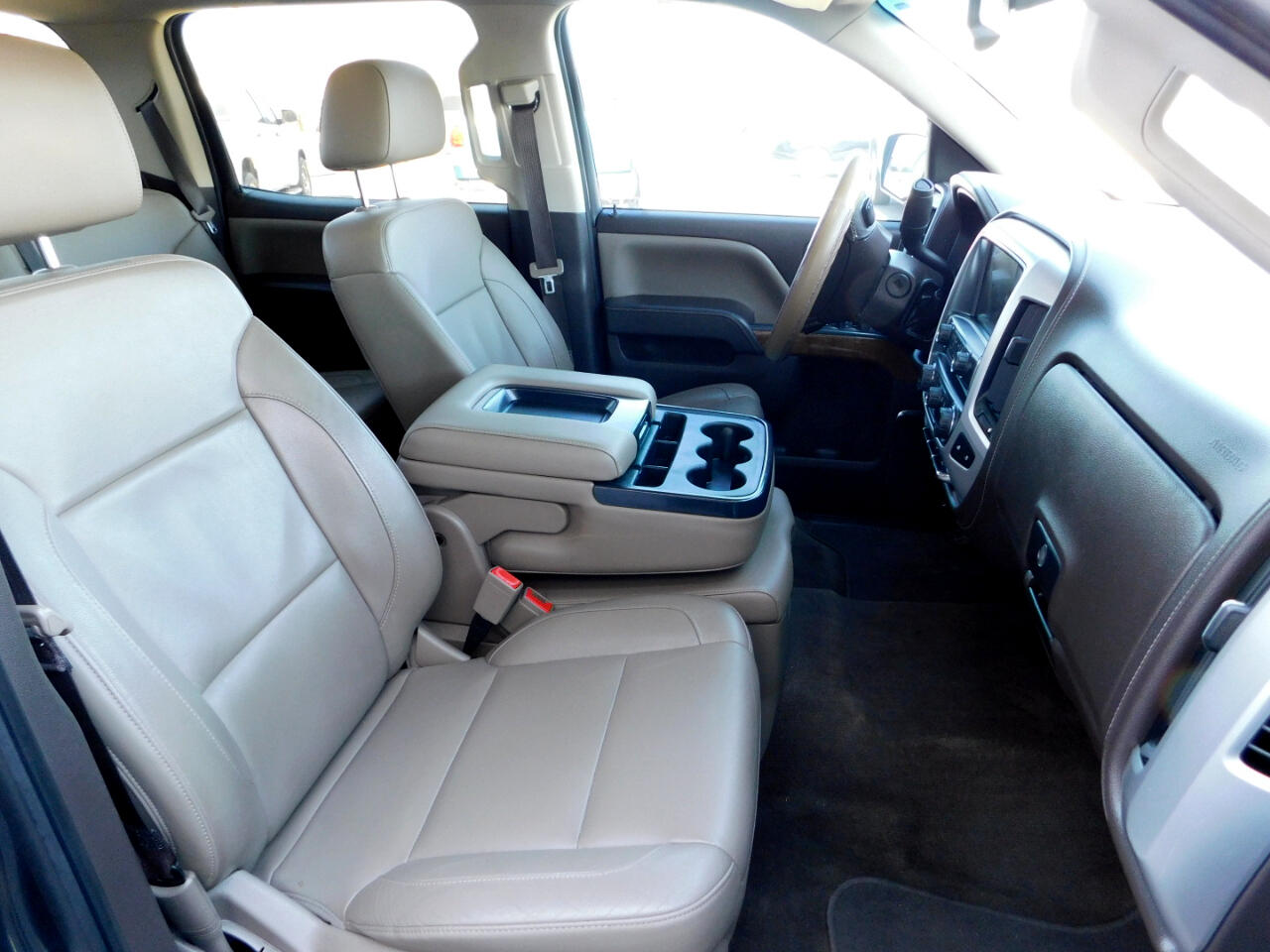 GMC Sierra 1500 2WD Crew Cab 143.5" SLT 2017