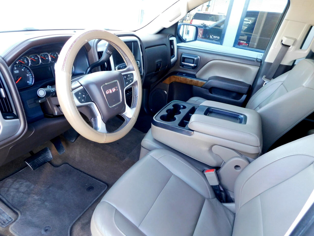 GMC Sierra 1500 2WD Crew Cab 143.5" SLT 2017